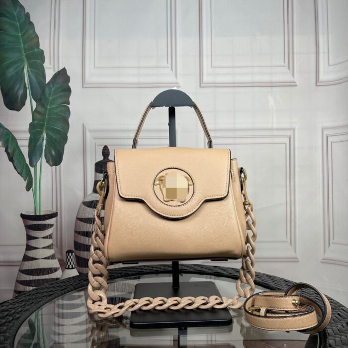 Podiums de haute couture européens et américains, nouveaux talons en bois, orteils ouverts, sandales backspace, filles en peau de vache pour femmes, défilés de mode, podiums de mode - Image 2