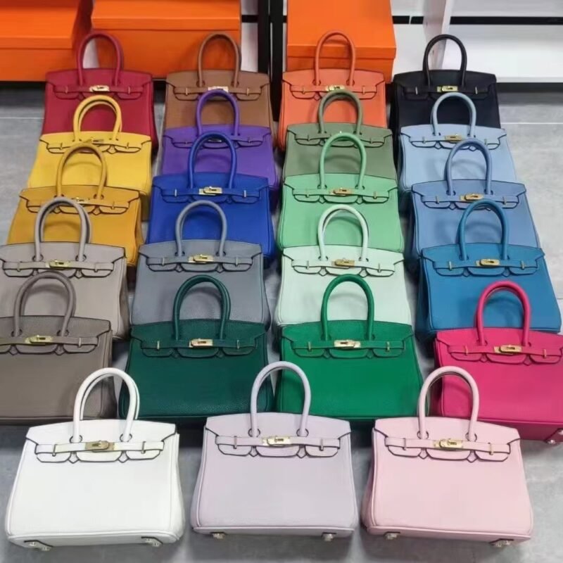 Sac à main pour femmes de texture de haute qualité, 30CM en cuir souple de mode européenne et américaine TOGO sac platine, exquis et polyvalent