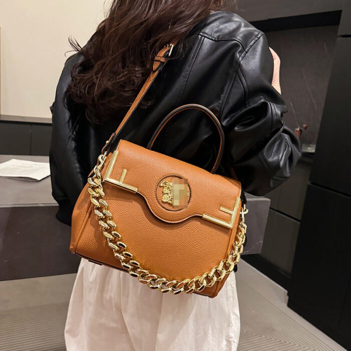 Le sac à bandoulière populaire de cette année sac à bandoulière pour femmes 2025 nouveau sac à bandoulière de niche haut de gamme sac à main de chaîne de mode - Image 3