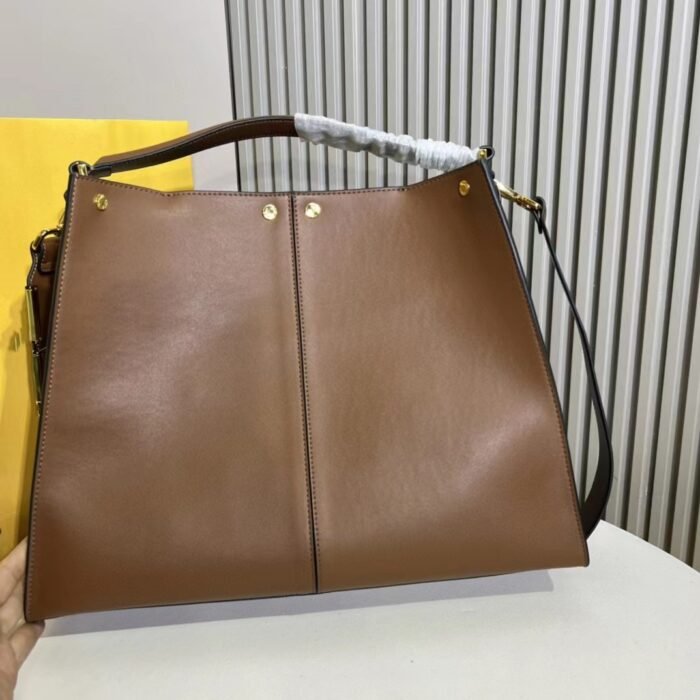 2023 Nouveau Retro Fashion Texture Bandoulière Sac fourre-tout Sac de transport atmosphérique polyvalent pour femmes Sac à main haut de gamme - Image 3