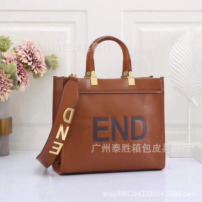 Commerce extérieur transfrontalier Sac à main de niche rétro européen et américain en gros sac à bandoulière haut de gamme de grande capacité pour femmes - Image 3